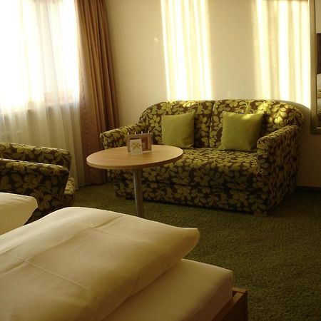 Hotel Garni Hack Heiligenborn Rum bild